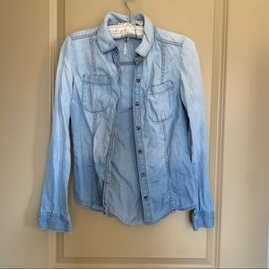 Lauren Conrad XS cotton denim button up